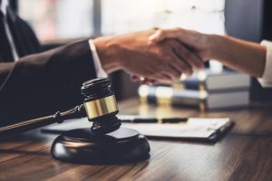 Solución en despacho de abogados